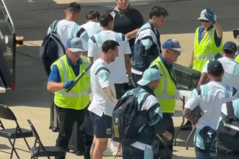 Ni Messi se salvó del detector de metales en el Aeropuerto de EEUU