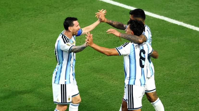 Argentina, lejos del campeón - TyC Sports