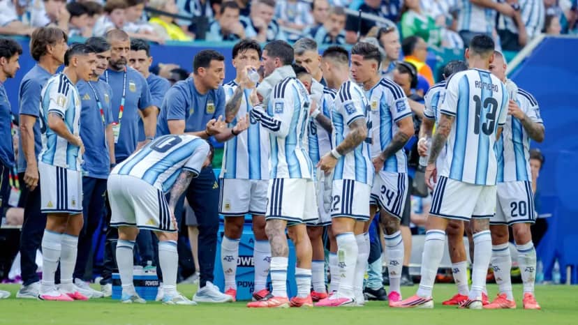 A lo NBA: el gesto de Scaloni que no se vio y terminó en el 1-0 de Messi - TyC Sports