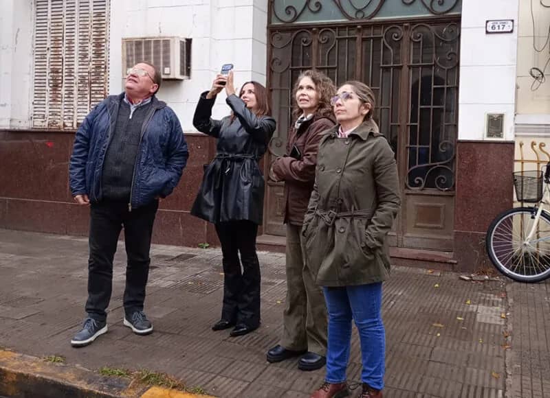 Lourdes Sánchez recorrió obras y evaluó el estado del histórico Teatro Solari de Goya