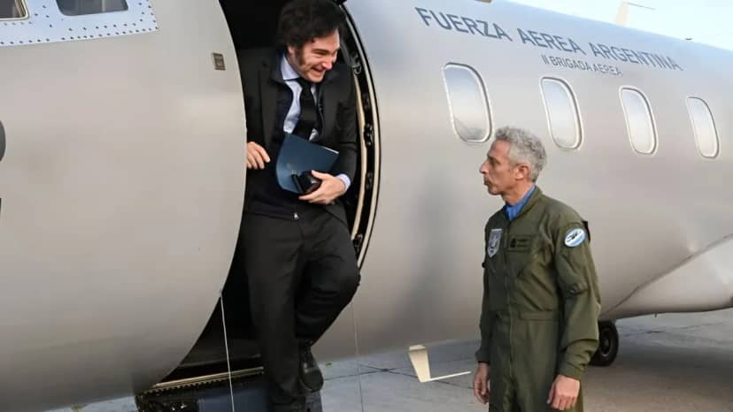 Javier Milei confirmó su presencia en la asunción de Keiko Fujimori y Abelardo de la Espriella