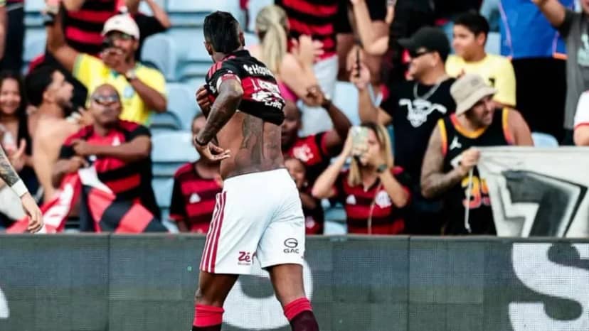 Flamengo condenó los ataques racistas de hinchas de River contra Bruno Henrique - TyC Sports
