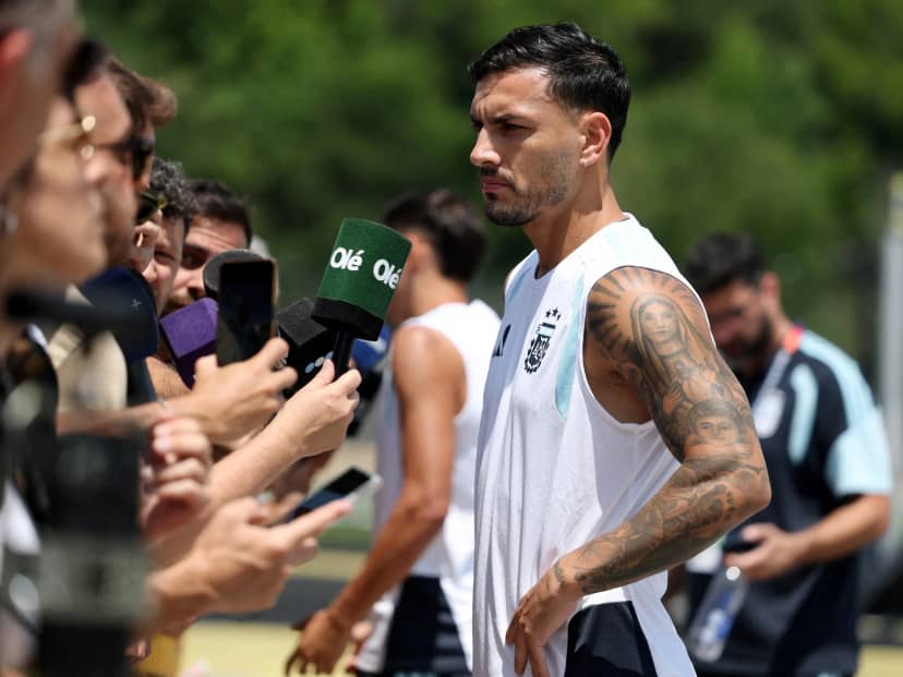 Paredes: "Siempre me veo adentro del equipo" y "hace ruido ver afuera a Brasil"