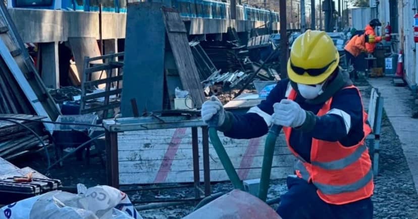 Polos opuestos: en el último año la industria se hundió 5,7% y la construcción creció más de 4%