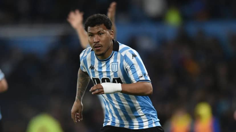 Racing busca repatriar a Roger Martínez - TyC Sports