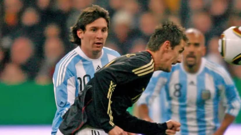 Klose reveló la emotiva llamada con Messi tras perder su récord y contó la promesa que le hizo - TyC Sports