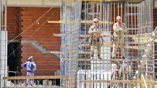 Las razones detrás del parate de la construcción privada