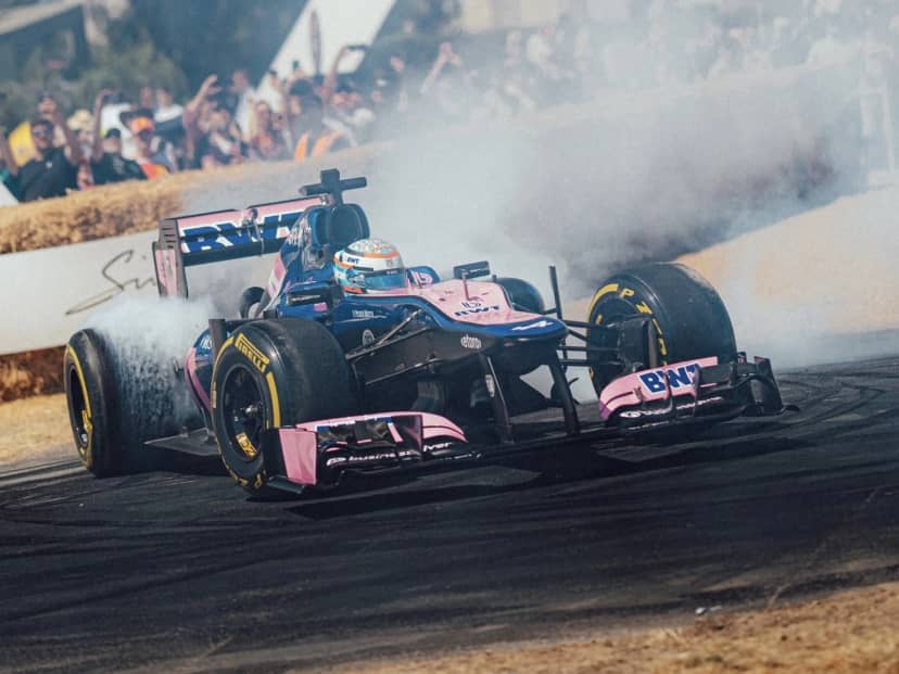 Colapinto brilló en Inglaterra: trompos, tierra y reencuentro con el Tío James en el Festival de Goodwood