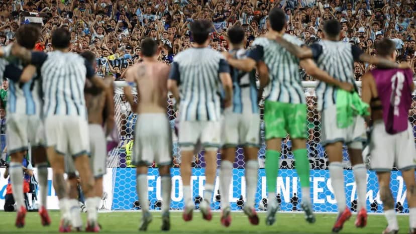 La arenga de los héroes de guerra antes de Argentina vs. Inglaterra: "Que sea un puente para malvinizar al mundo" - TyC Sports