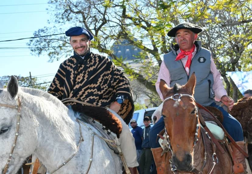 Junto al pueblo peregrino, Juan Pablo Valdés llegó a la Basílica de Itatí
