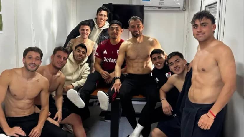 Las dos figuras de River que fueron a visitar a los marginados del plantel - TyC Sports