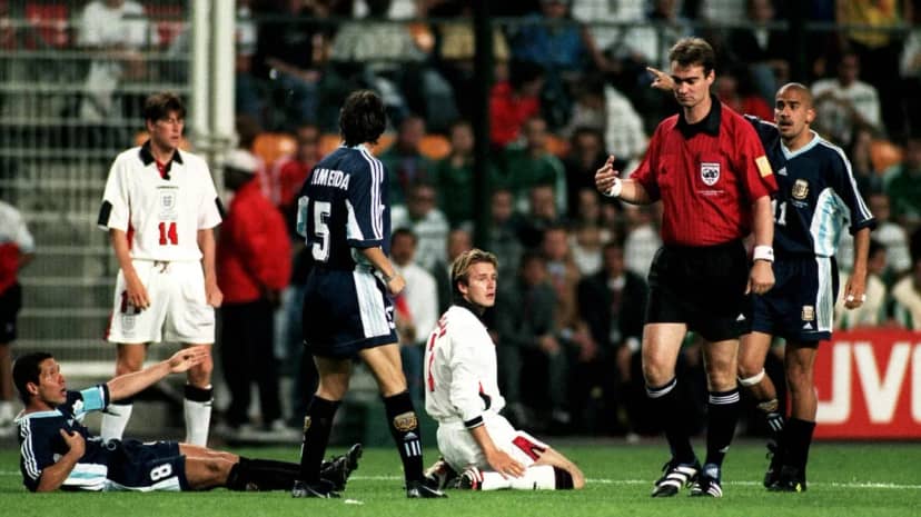 Simeone vs. Inglaterra: el día que el Cholo 'traumó' a Beckham - TyC Sports