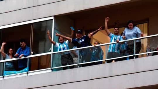 Del sufrimiento al delirio: Argentina logró una remontada épica ante Inglaterra y el país entero es una fiesta