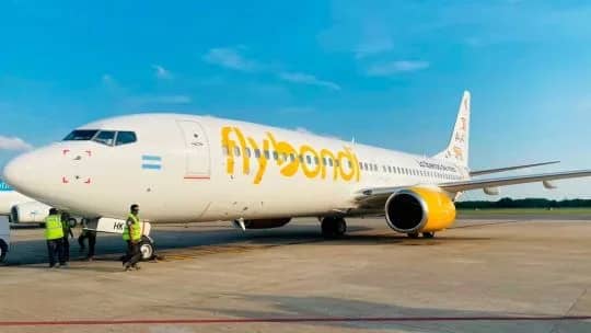 Flybondi reanuda sus vuelos y denuncia presuntas maniobras fraudulentas de su antigua conducción