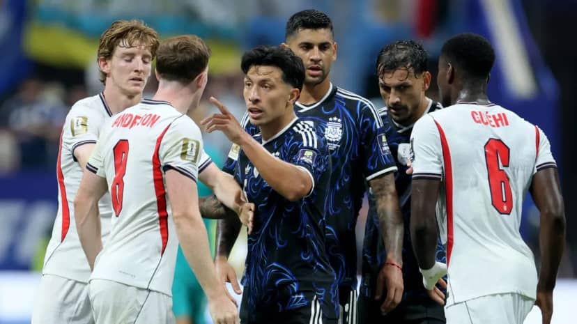 Cuti Romero liquidó a Gary Neville tras el triunfo de Argentina contra Inglaterra: "Cuando me retire..." - TyC Sports
