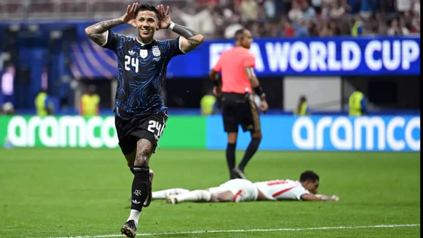 El cambio crucial de Enzo Fernández en la semifinal del Mundial contra Inglaterra - TyC Sports