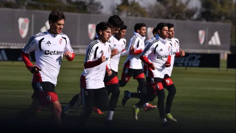 Coudet debe definir al reemplazante de Driussi: Borré, Beltrán o Freitas  - TyC Sports