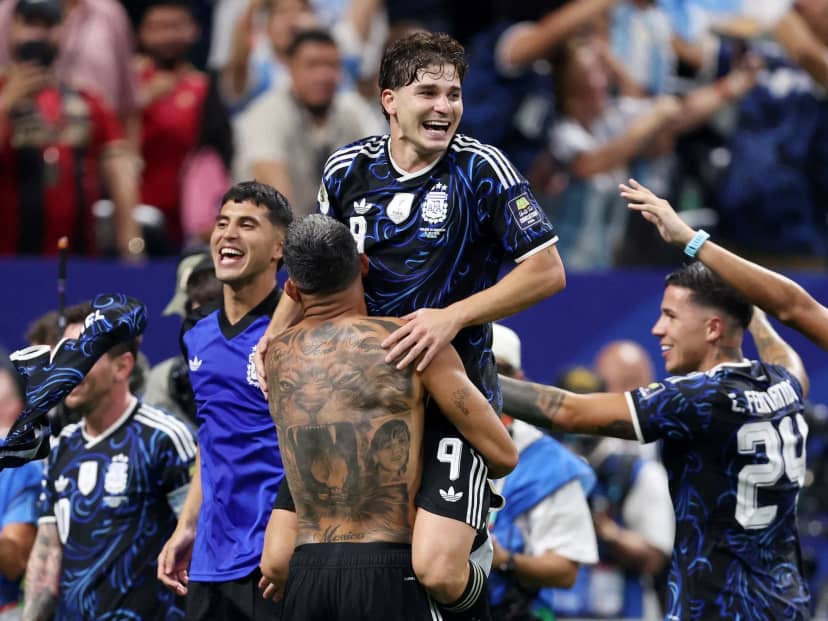Julián Álvarez, tras el triunfazo ante Inglaterra: "Hacemos lo que hacemos toda la vida: jugar al fútbol"