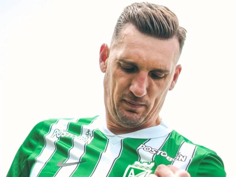 Luego de su salida de River, Atlético Nacional oficializó la vuelta de Armani