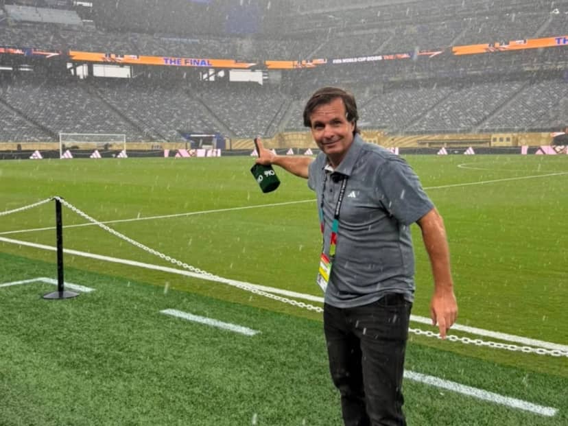 Olé en el vestuario y el campo de juego del MetLife y con la camisetas de la final