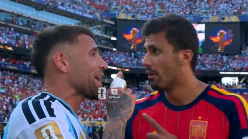 El picante cara a cara de Nicolás Otamendi con Rodri: "Toda la semana estuviste llorando, vos y Laporte" - TyC Sports