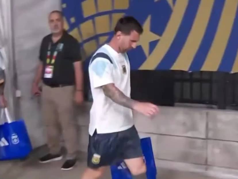 En silencio: así se retiraron del estadio los jugadores de la Selección después de la final perdida