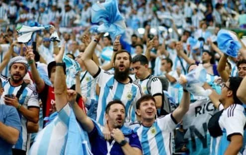 Calculan que los argentinos que viajaron sobre la hora a la final demandaron US$58 millones en divisas
