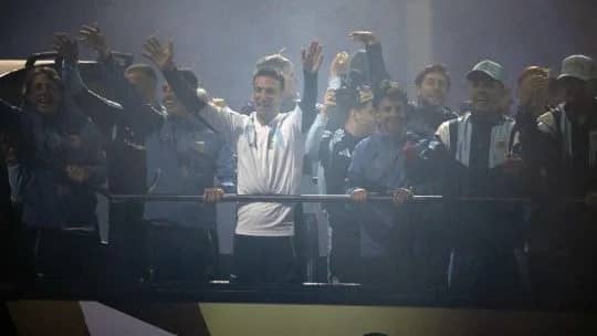 Javier Milei confirmó que la Selección rechazó las celebraciones y pidió respetar el luto deportivo