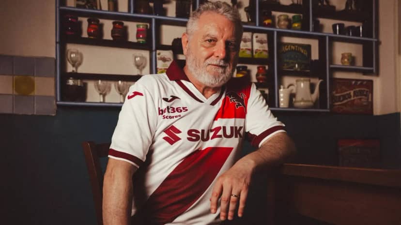 Un histórico club italiano sacó una camiseta en homenaje a River - TyC Sports