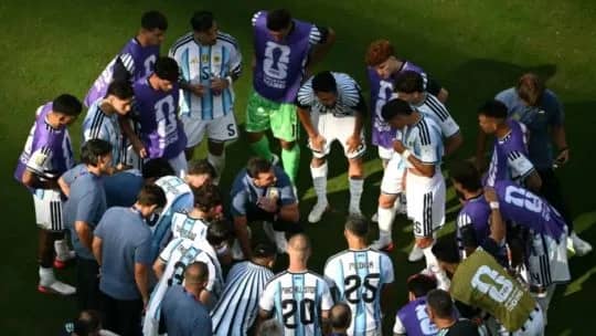 Identidad, fe y fútbol: para un filósofo cordobés hay que "quedarse con la película" de la selección en el Mundial