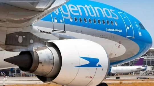 La Justicia de EE.UU. condenó a Argentina a pagar US$390 millones por la expropiación de Aerolíneas Argentinas