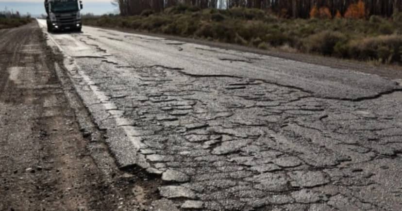 Cristóbal López y Cartellone ganan las últimas privatizaciones de rutas de Milei