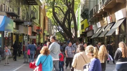 Alerta en Córdoba: el comercio informal ya representa el 32% de las ventas y crece con fuerza