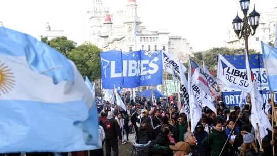 En "QR!", Alejandro Gramajo advirtió: "La bronca le está ganando al miedo" y llamó a "recuperar las calles"