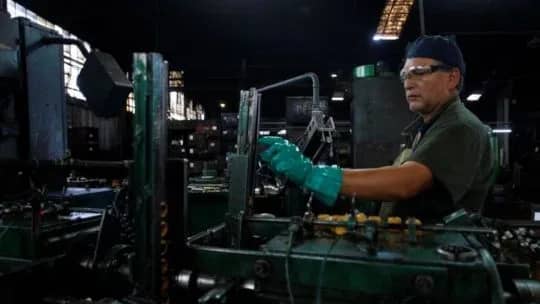 La actividad metalúrgica volvió a caer: cedió 4,6% en junio interanual y acumula medio año de caídas