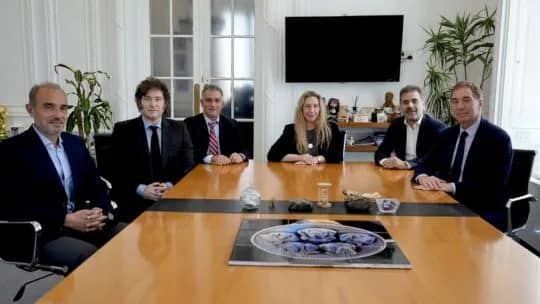 La Libertad Avanza estrena su propio "Día de la Unidad", una fecha que refleja cómo se impuso Karina Milei frente a Santiago Caputo