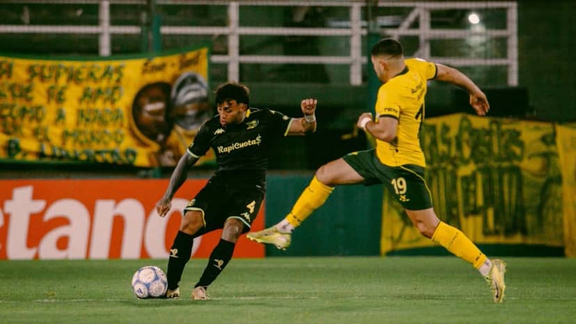 Defensa y Aldosivi igualaron en un partido sin muchas luces