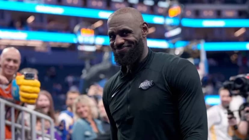 LeBron James sobre su decisión de dejar Los Ángeles Lakers para ir a Philadelphia 76ers: “No voy por el dinero” - TyC Sports