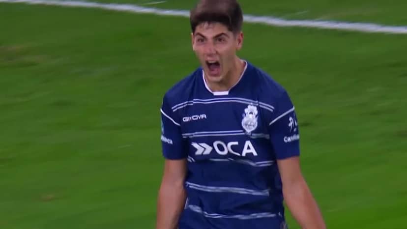 Gimnasia LP llegó al empate gracias a una avivada ante Racing