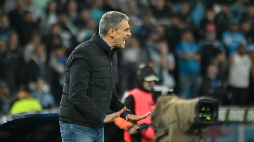 El mensaje de Vojvoda después de la victoria de Racing: "Ganar es un alivio"