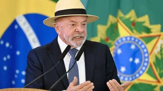 El magnate republicano se ensaña con Brasil