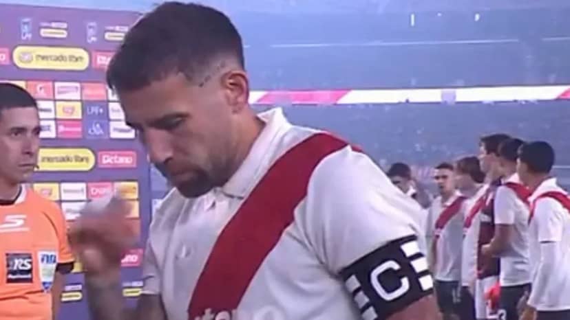 Otamendi, capitán en su debut con la camiseta de River ante Barracas Central - TyC Sports