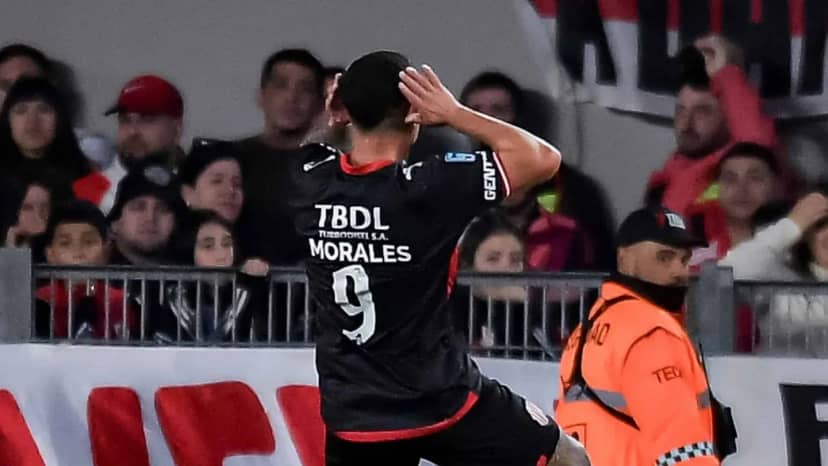 El gol de Morales a River y su festejo a lo Román: Topo Gigio por su pasado en Boca - TyC Sports
