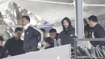 La primera imagen de Messi en Argentina: fue a ver un partido del Ascenso - TyC Sports