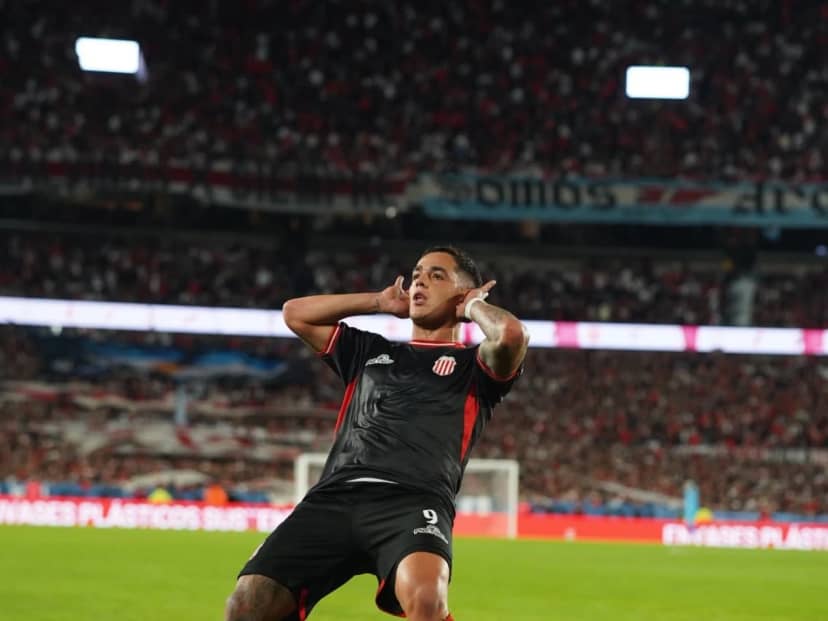 Quién es Morales, el jugador surgido en Boca que le convirtió a River y festejó haciendo el Topo Gigio