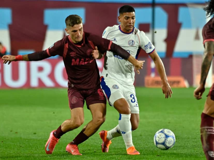 Lanús le gana a San Lorenzo en La Fortaleza