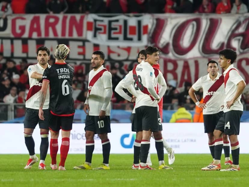 Para clasificar a la Copa Libertadores 2027: ¿cómo está River en la tabla anual tras la derrota vs Barracas?