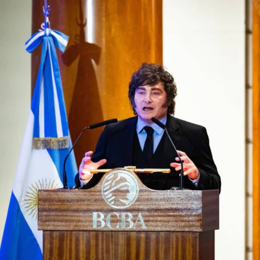 Milei defendió la reforma del Banco Central y cuestionó 91 años de política monetaria