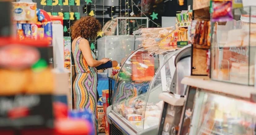Evasión fiscal: a pedido de los supermercados, el Gobierno va contra autoservicios chinos y comercios de barrio