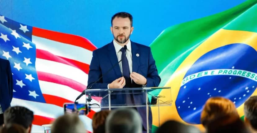 El ministro de Hacienda de Brasil llamó payaso a Javier Milei